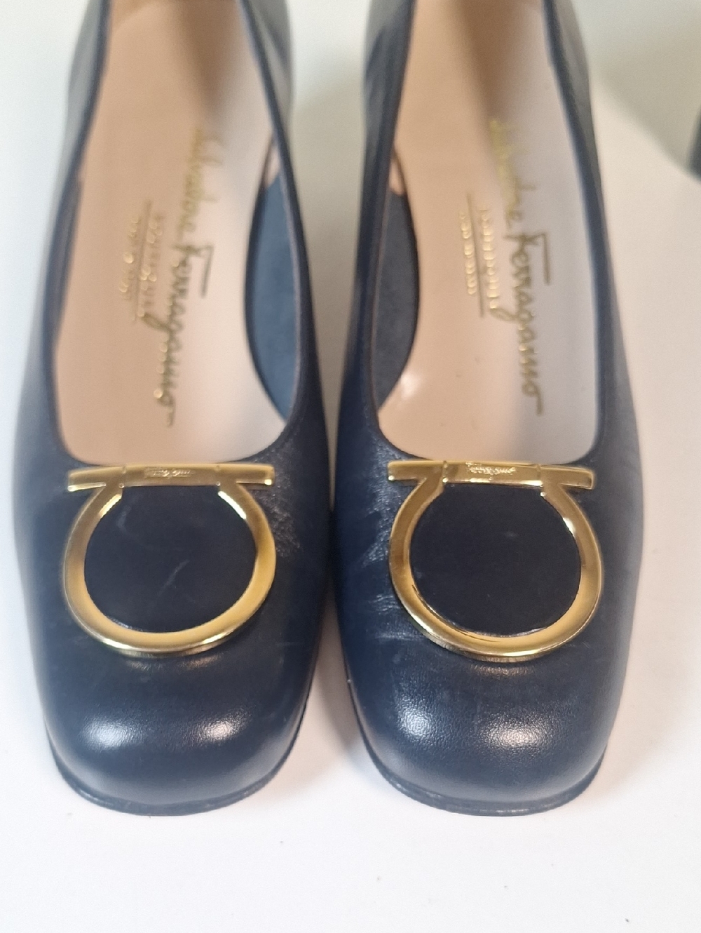 Salvatore Ferrigamo Maxi Gancini Navy/Gold  Block Heel Pumps Size 4 - Picture 2 of 13